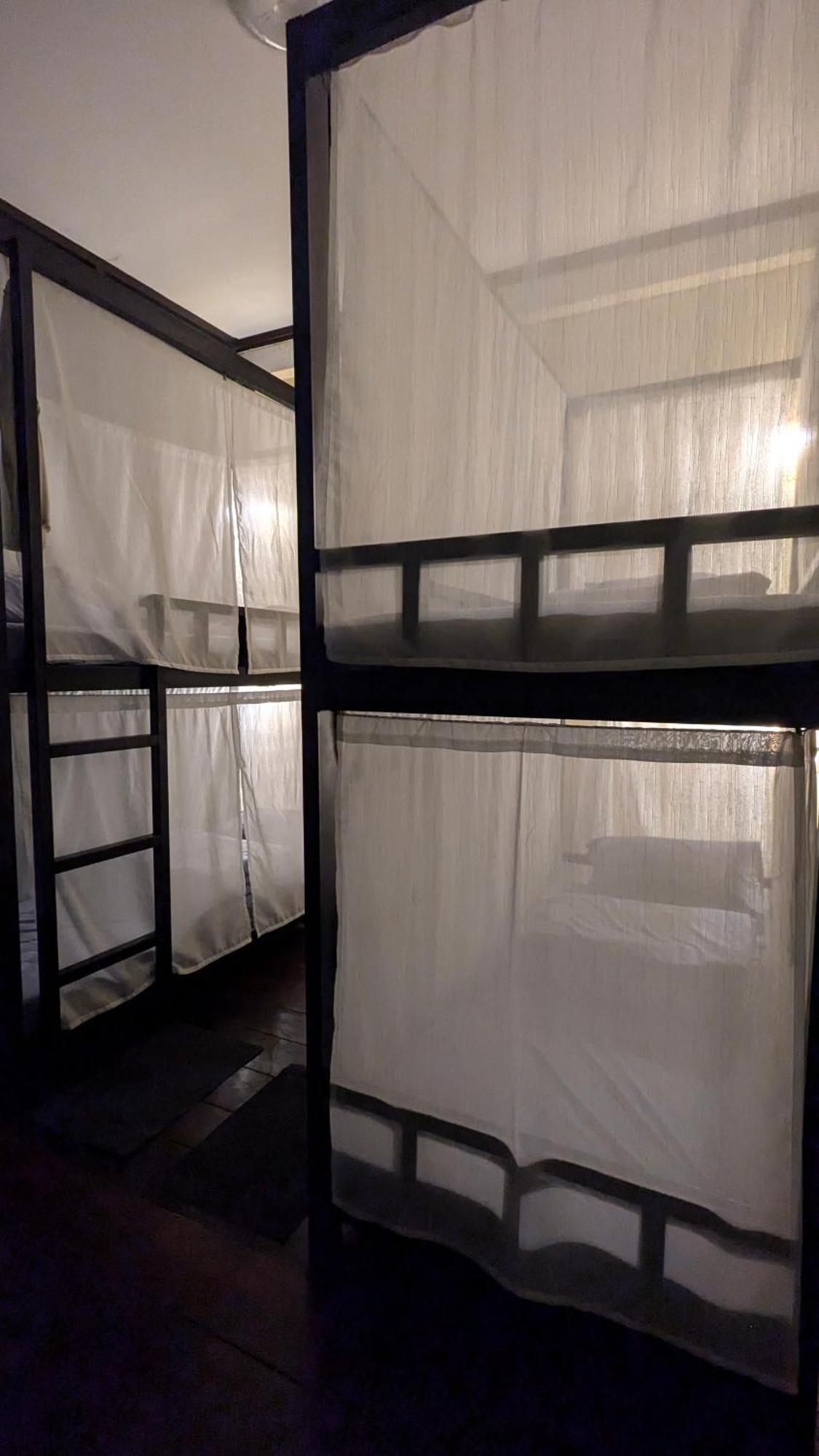 Non Pakse Hostel & Coffee House Экстерьер фото